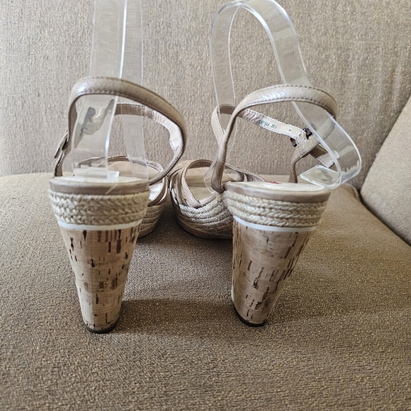 Prada Leather Espadrilles in Neutral Color Size 39.5 - Picture 14 of 15